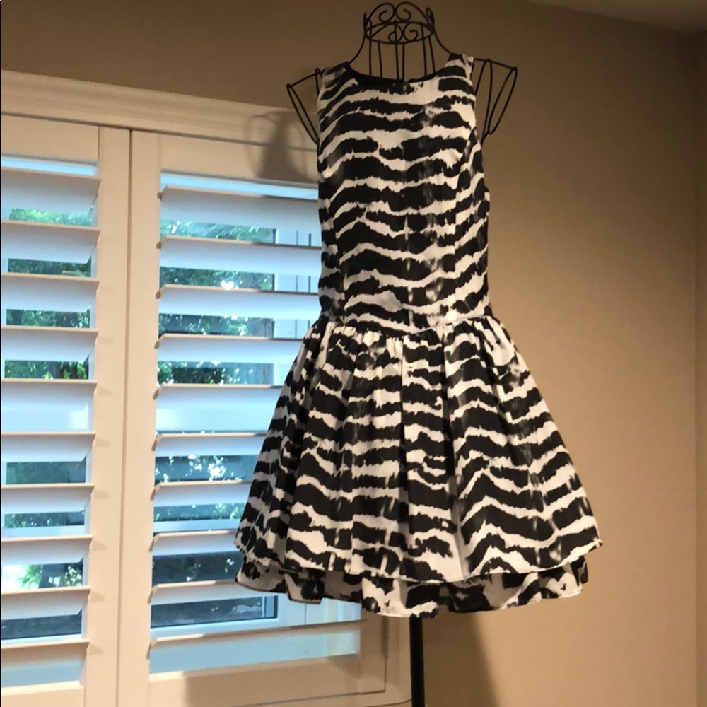 SOLD ELSEWHERE Guess Fit and Flare Dress